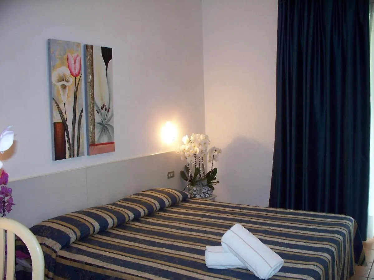 Hotel Portofino Lido di Jesolo 3*,