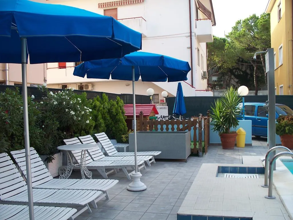 Hotel Portofino Lido di Jesolo 3*,